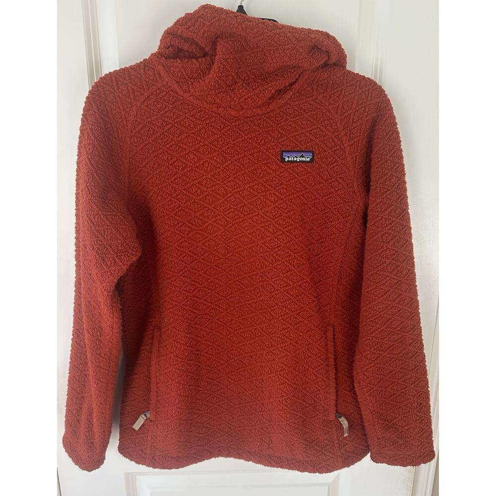 Patagonia Women's Red Hooded Diamond Pattern Fleece Jacket Size S